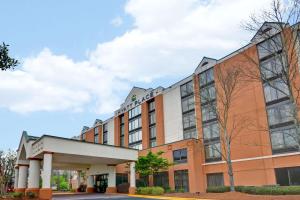 a rendering of the new building at the hospital at Hyatt Place Birmingham/Hoover in Hoover