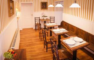 ห้องอาหารหรือที่รับประทานอาหารของ Villa Sipeky
