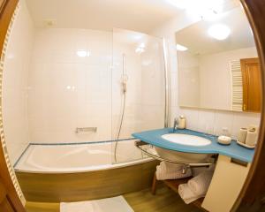 Salle de bains dans l'établissement B&B Ferme Château de Laneffe