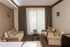 Istumisnurk majutusasutuses Konyak Hotel