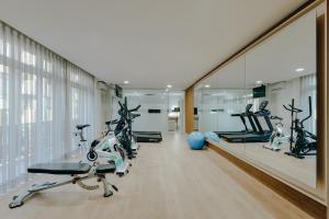 Das Fitnesscenter und/oder die Fitnesseinrichtungen in der Unterkunft Hesperia Murcia Centro