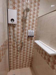 Ванная комната в The Krabi Forest Homestay