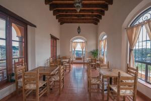 Restaurace v ubytování Hotel Camino Antiguo