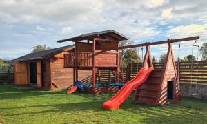 Herní místnost nebo prostor pro děti v ubytování Chalupa u vleku Horní Podluží