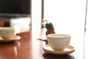 贝尔猪俣艺典旅馆的咖啡和沏茶工具
