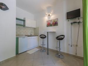 Kuchyň nebo kuchyňský kout v ubytování Apartments BARBARA 3