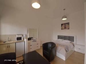 Η κουζίνα ή μικρή κουζίνα στο Zimmer Monte