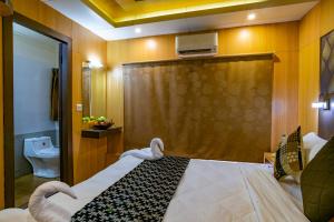 Southern Panorama Houseboats客房内的一张或多张床位
