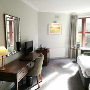 Istumisnurk majutusasutuses Oranmore Lodge Hotel Conference And Leisure Centre Galway