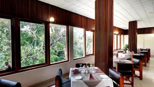 Restaurace v ubytování Aranya Nivas