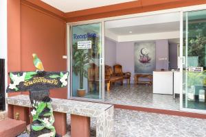 Vstupní hala nebo recepce v ubytování Harmony Naturist Resort Rawai Phuket 18yr minimum age only nudist nake d FKK + 37 fotografií