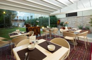 TV a/nebo společenská místnost v ubytování Hotel Patavium