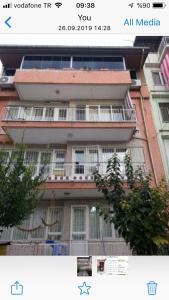 Gallery image of Comfy Flat 2 No Air Condition but has ceiling fans and central Heating in Denizli