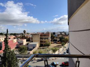 a view of a city from a balcony at Appartement Wynwood 3 in Oujda