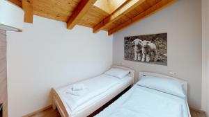 Zdjęcie z galerii obiektu Haus Edelweiss am See w mieście Zell am See