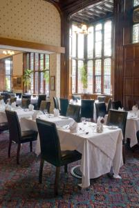 ห้องอาหารหรือที่รับประทานอาหารของ Royal Court Hotel & Spa Coventry