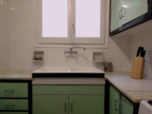 Η κουζίνα ή μικρή κουζίνα στο Apartamento 2 Cal Genís - WIFI +43 φωτογραφίες