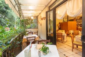 Posezení v ubytování Hotel Kyrton