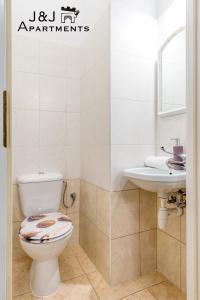 Kúpeľňa v ubytovaní J&J Apartments, Łazienna 30 Apartament 8/1 + 19 fotografií