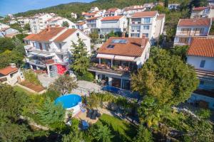 an aerial view of a house in a city at Dramalj Queen in Dramalj