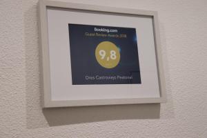 Certifikát, ocenenie alebo iný dokument vystavený v ubytovaní Dres Castroviejo Peatonal