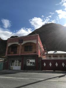 Splošen pogled na gorovje oz. razgled na gore, ki ga ponuja hotel