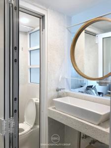 Ванная комната в Stay in Style at Nimman R316