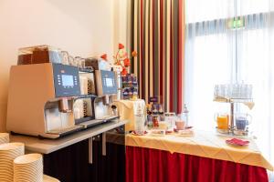 Príslušenstvo na prípravu kávy alebo čaju v ubytovaní Hotel Bokan Exclusiv