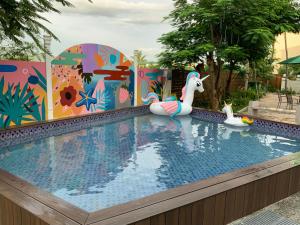 Bassein majutusasutuses Burano Yellow Villa või selle lähedal