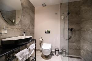 ArtLoft Garni Hotel tesisinde bir banyo