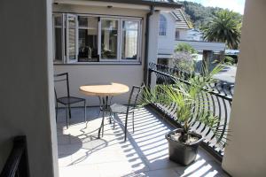 Rõdu või terrass majutusasutuses Lodge Bordeaux
