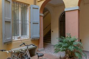 Kerékpározás New loft in the heart of Bologna 3 környékén