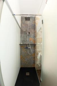 Et badeværelse på VITORES BOUTIQUE APARTAMENTOS Rincón del Regidor + 23 billeder