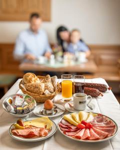 Cibo presso l'affittacamere o nelle vicinanze