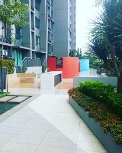 Gedung tempat apartemen berlokasi