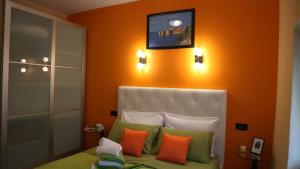 Posteľ alebo postele v izbe v ubytovaní Apartments Ines Komel