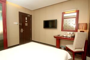 TV a/nebo společenská místnost v ubytování Celyn City Hotel