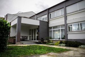 Budova, v ktorej sa hostel nachádza