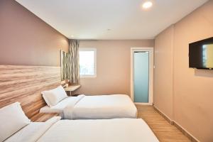 Gallery image of ibis budget Singapore Crystal in Singapore