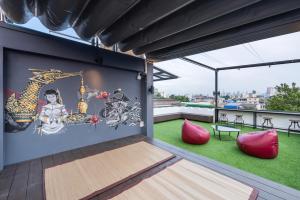 LOBSUEK Hostel的休息区