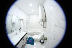 Koupelna v ubytování Hotel 777