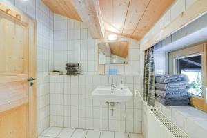 Koupelna v ubytování Jaudenhof - Apartment Kotalm + 13 fotografií