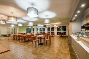 Restaurace v ubytování Comfort Hotel Lille Lomme
