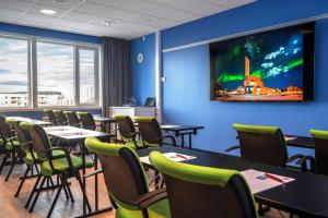 TV a/nebo společenská místnost v ubytování Thon Hotel Alta