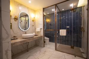 Baðherbergi á Mercure Taiyuan E Tech