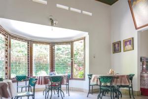 Fotografie z fotogalerie ubytování RedDoorz Plus near Brawijaya Museum v destinaci Malang