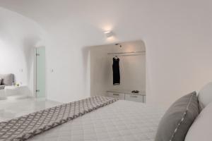 Katil atau katil-katil dalam bilik di White Concept Caves