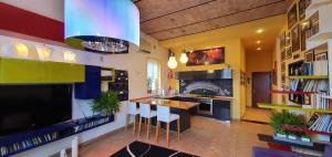 Imagen de la galería de Maison Mavù in the center with wifi fiber, 12 minutes on foot from the Umbria Jazz arena and 2 minutes from the free concerts in the square, en Perugia