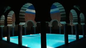 Sundlaugin á Hotel Kasbah Azalay eða í nágrenninu