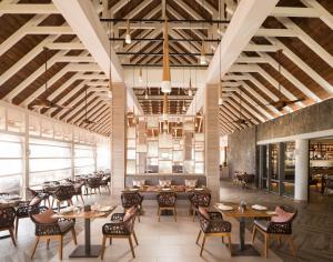 Restaurace v ubytování Anantara Iko Mauritius Resort & Villas